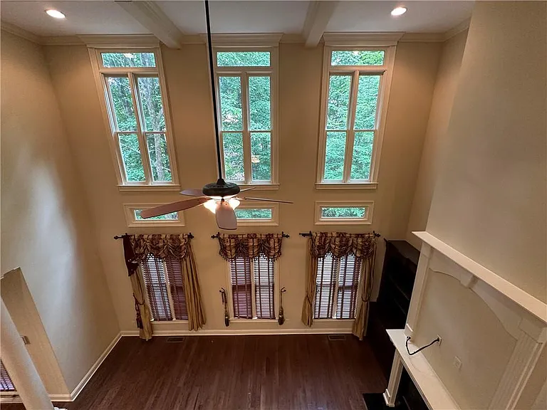 510 Lake Medlock Dr — Photo 31
