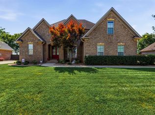 3220 Sunburst Dr, Bowling Green, KY 42101