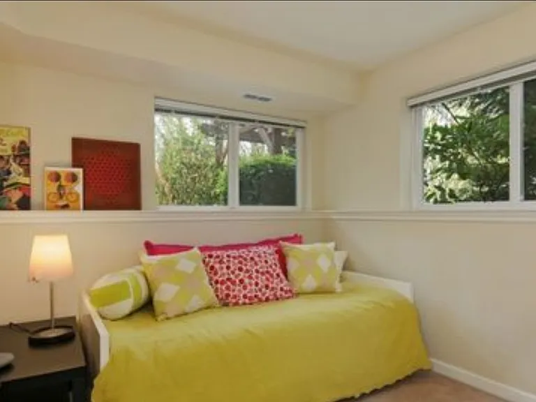 655 W Emerson St #C — Photo 14