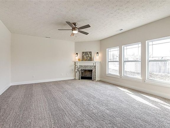 4th image of 5162 Indigo Ave