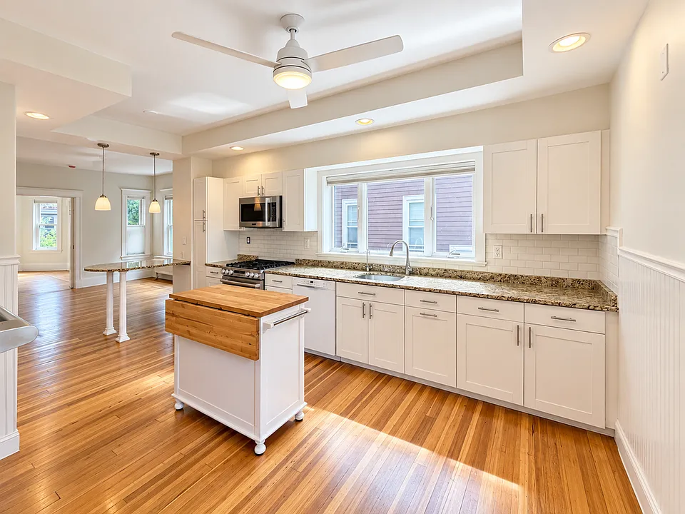 120 Highland Ave