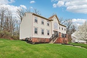 2nd image of 412 Rose Dr