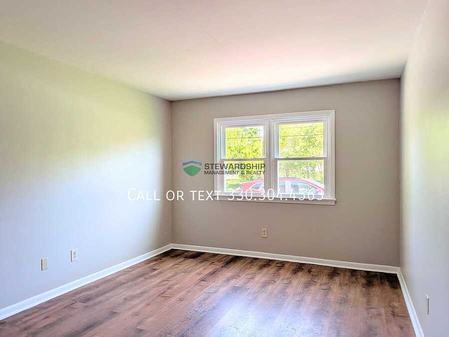 1st image of 614 Highland Dr #B1