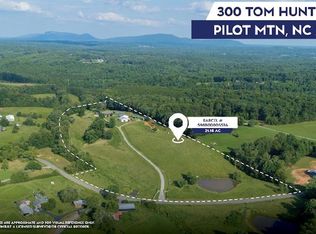 300 Tom Hunter Rd, Pilot Mtn, NC 27041