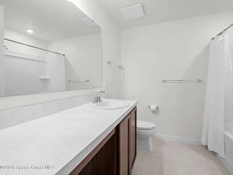 2192 Vinifera Dr — Photo 13