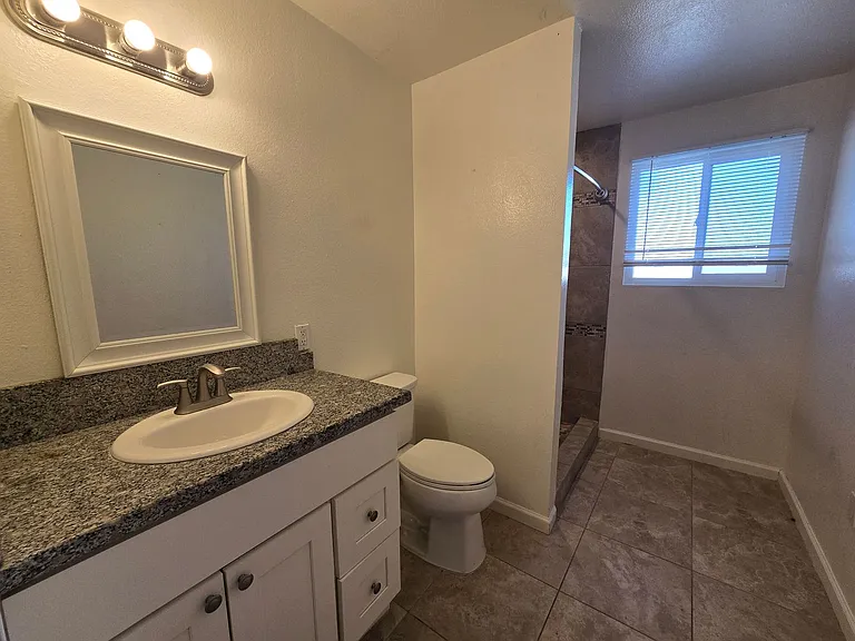 4124 W Avenue L6 — Photo 18