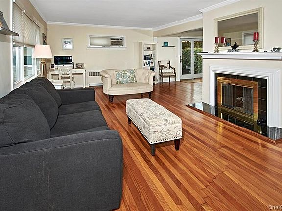 4th image of 1001 Halstead Avenue
