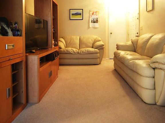 4th image of 9 Donna Ct APT 11