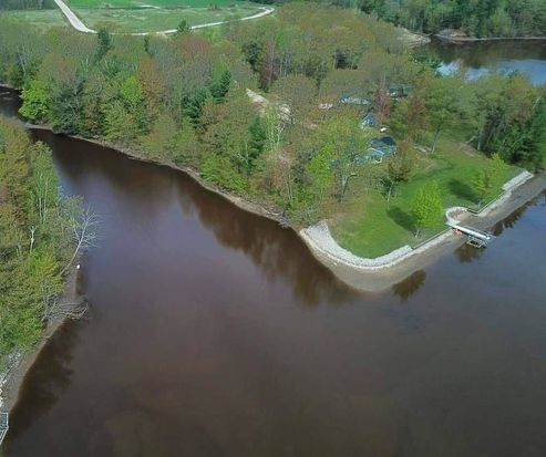 191 River Oaks Poin, Gladwin, MI 48624