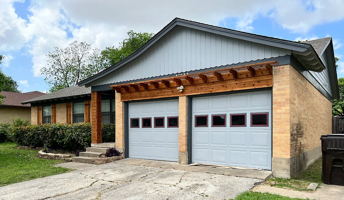 Building Photo - 1711 N Pl