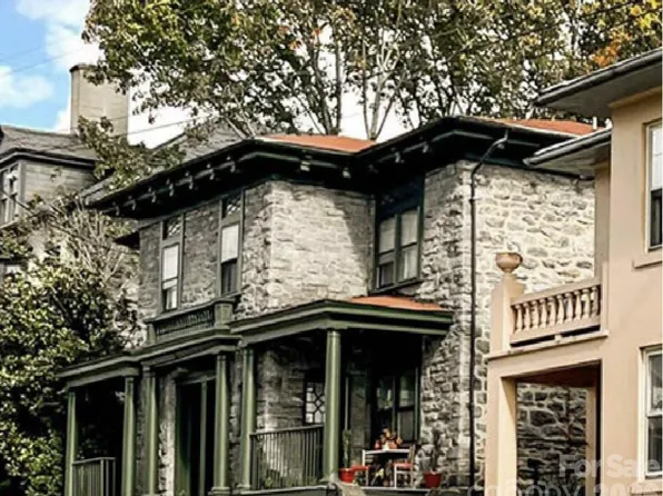 134 Biltmore Ave APT 1, Asheville, NC 28801