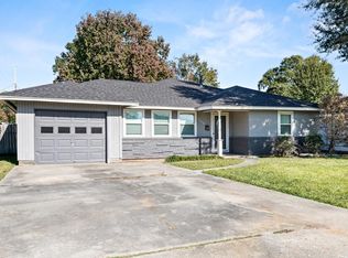 5030 Lawndale Ave, Groves, TX 77619