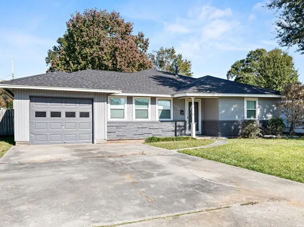 5030 Lawndale Ave, Groves, TX 77619