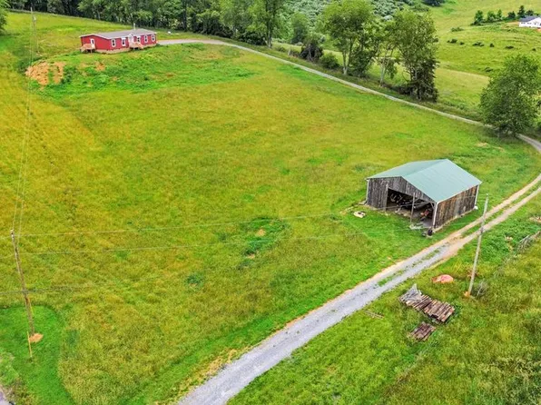 29429 Isaac Ln, Meadowview, VA 24361
