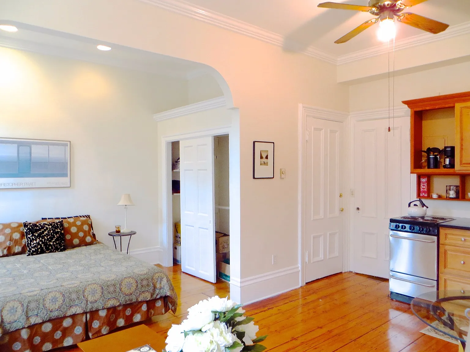 Studio, 550 sqft, $2,450 — Photo 4