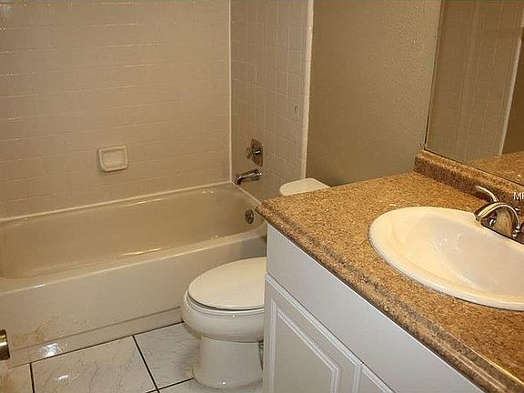 3rd image of 2751 Devie Ct