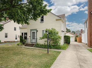 23902 E Baintree Rd, Beachwood, OH