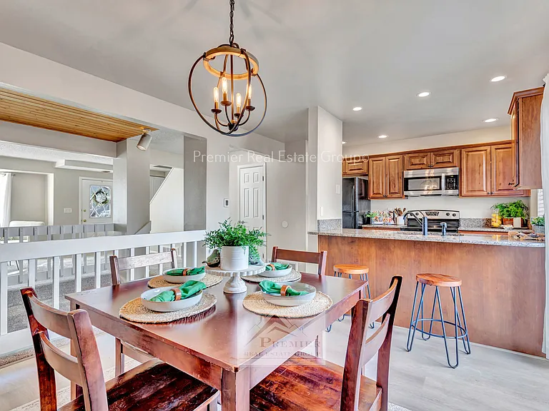 806 London Green Way — Photo 10