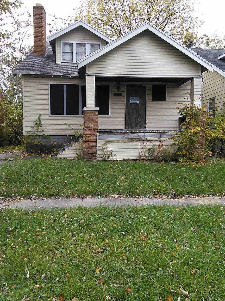10405 Crocuslawn St photo 1