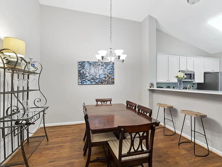 1108 Vermillion Dr — Photo 11