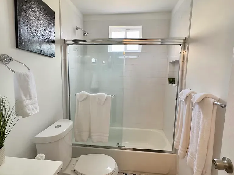 2515 Erato St #101 — Photo 9