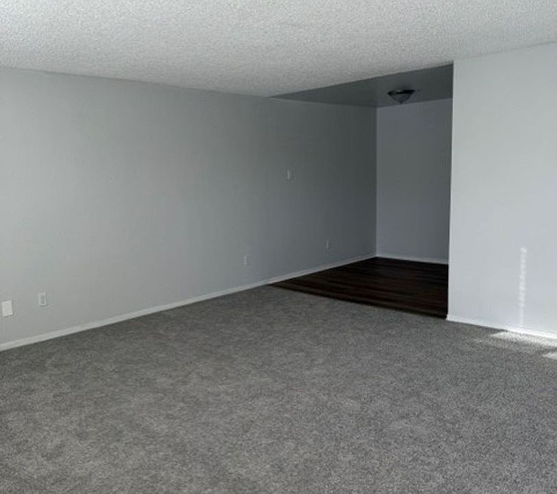 1st image of 1825 E Long St #7