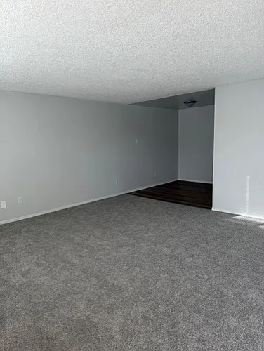 1825 E Long St Photo 1