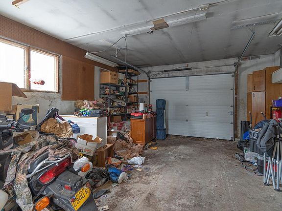 4th image of 4085 Stillwater Ct