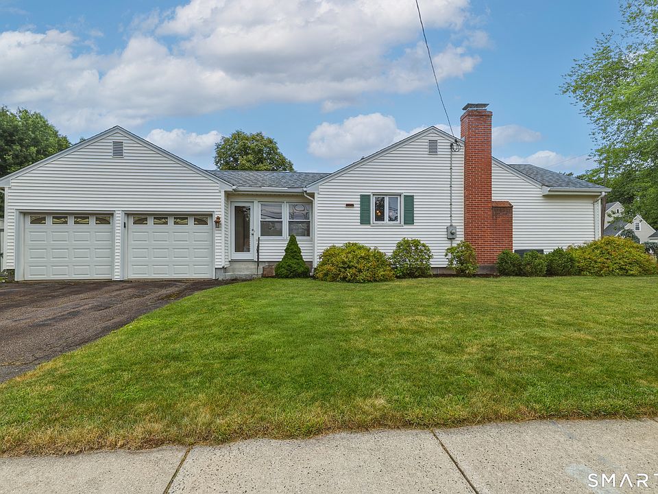 1st image of 144 Colonial Street