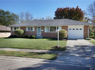 1114 Blossom Heath Rd, Lebanon, OH 45036