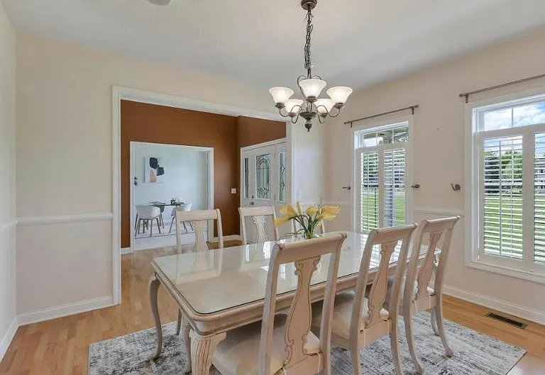 1056 Winding Creek Ln — Photo 18