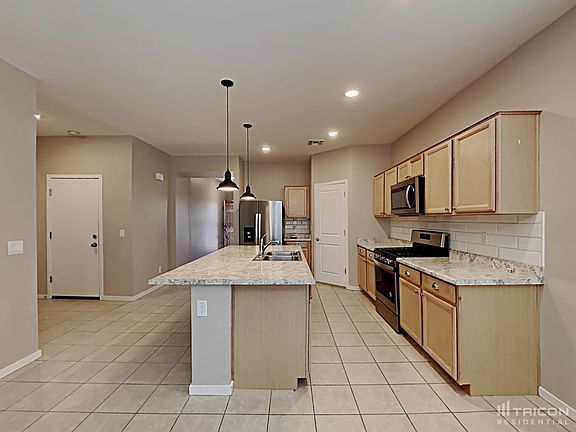 5th image of 40670 W Jenna Ln