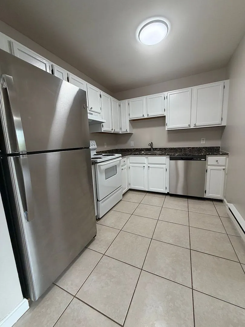 Hancock Second Apartments — Photo 2