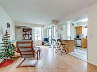 5940 Yonge St UNIT 303, Toronto, ON M2M 4M6