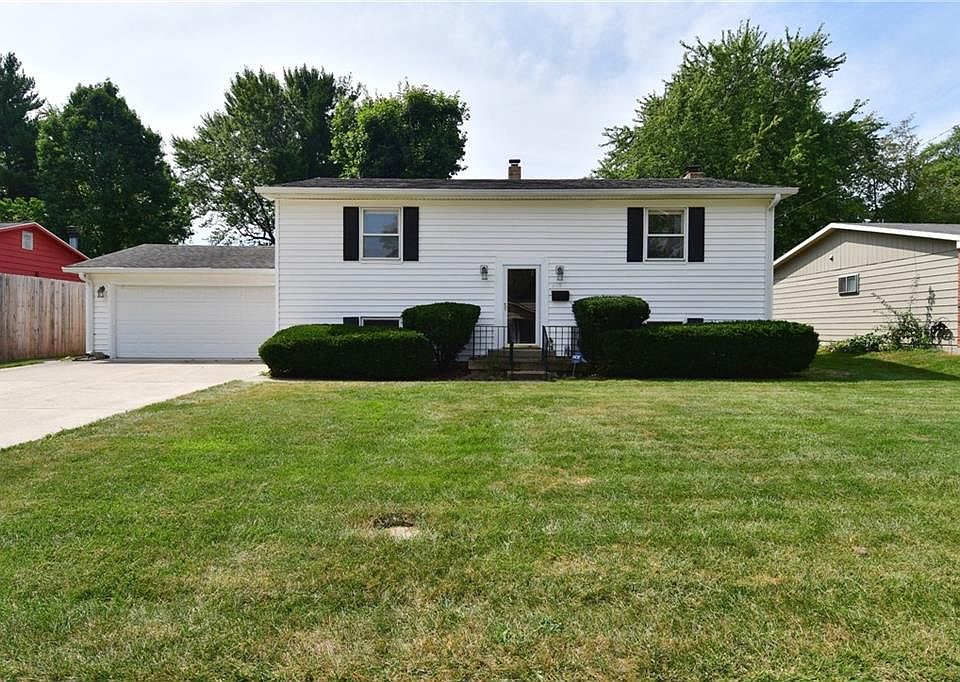 1st image of 6115 W 32nd Pl