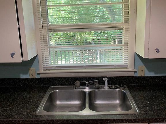 3rd image of 508 E Centennial Dr