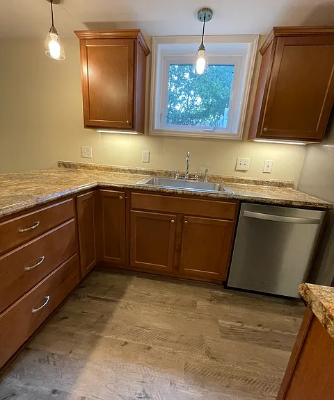 1216 N Roxboro St #B — Photo 6