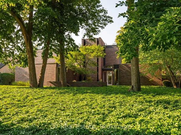 31 Auchmar Rd, Hamilton, ON L9C 1C6