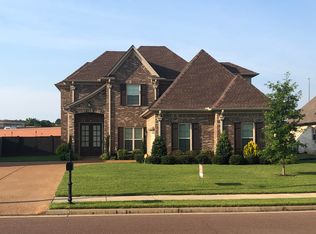 6855 Hawks Crossing Dr W, Olive Branch, MS 38654