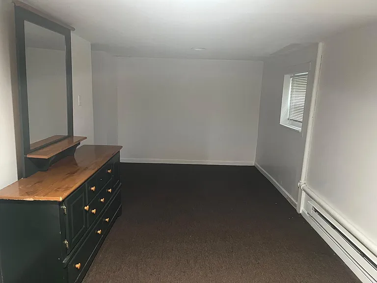 21 Coachmans Rd #10 — Photo 8