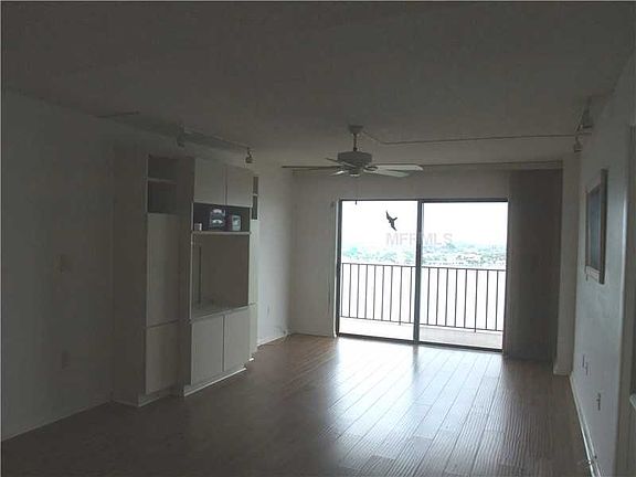 3rd image of 7050 Sunset Dr S APT 1409