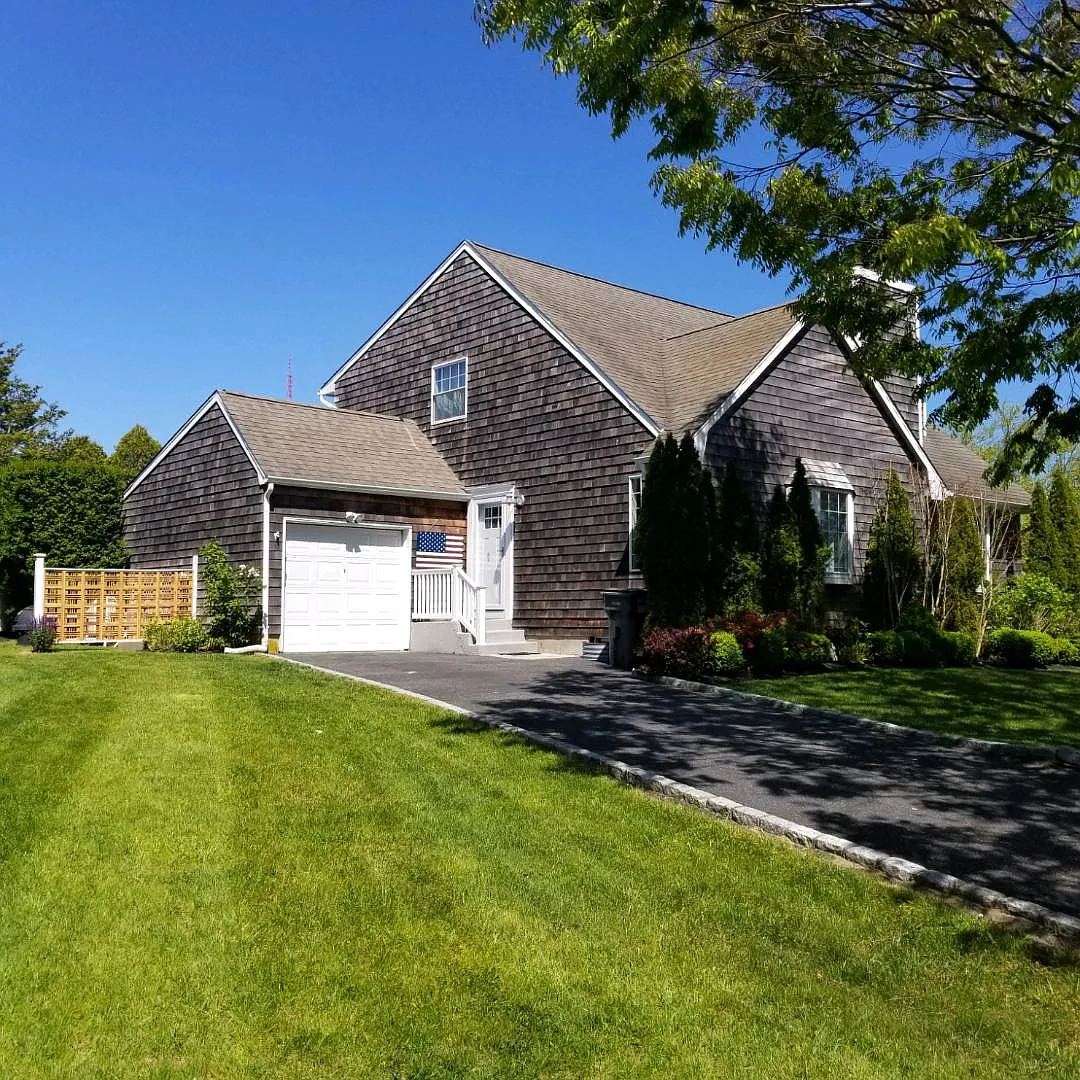 Southampton Village Rental — Photo 1