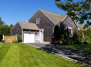 1 Carriage Ln, Southampton, NY 11968