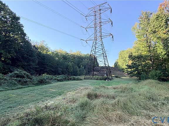 3rd image of 18611 Cabin Rd