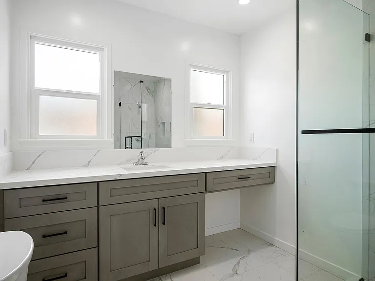 314 W Cedar Ave — Photo 10