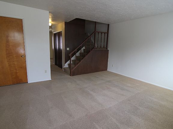 3rd image of 390 S Saturn Ave #390