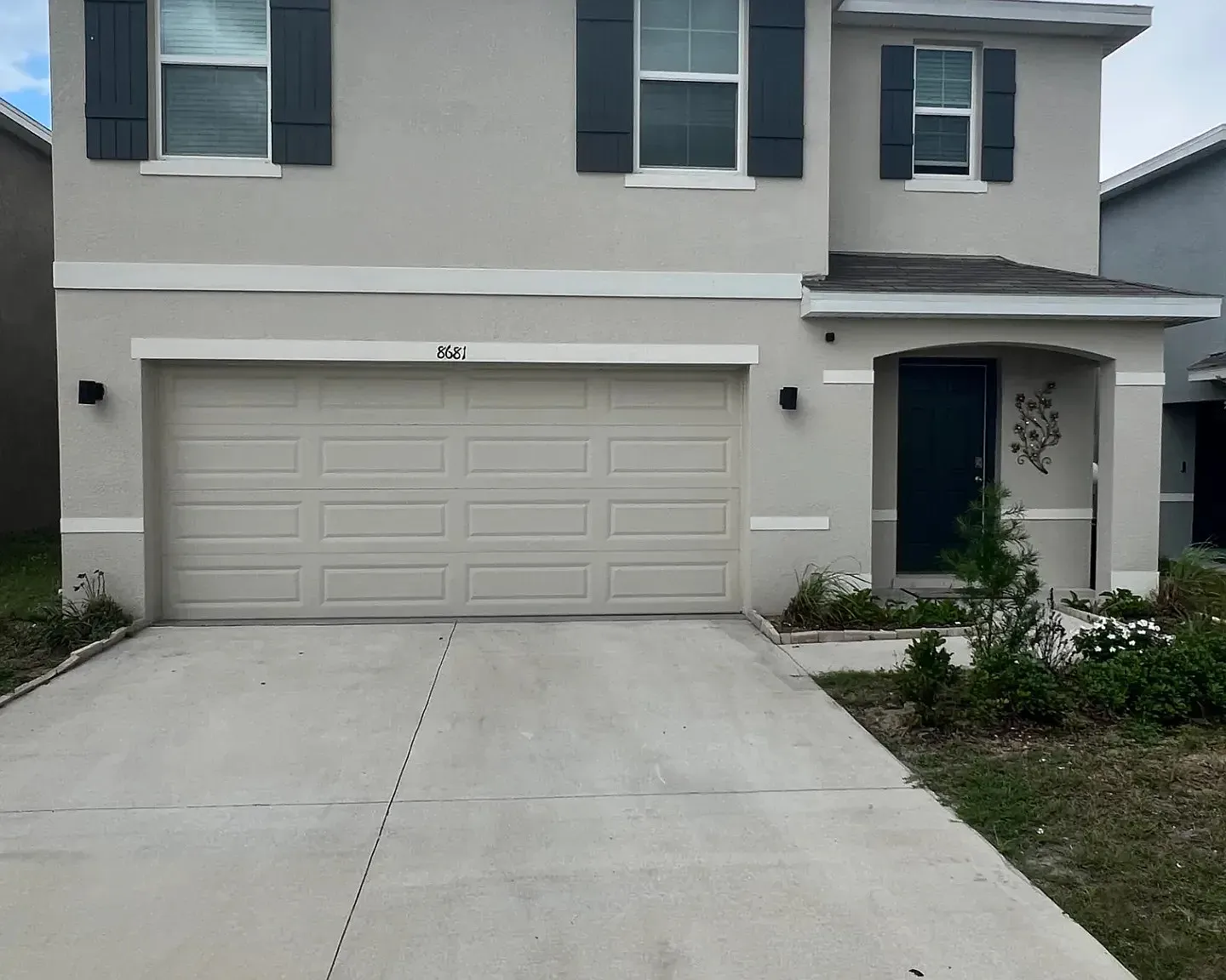 5 bed, 2447 sqft, $3,200 — Photo 1