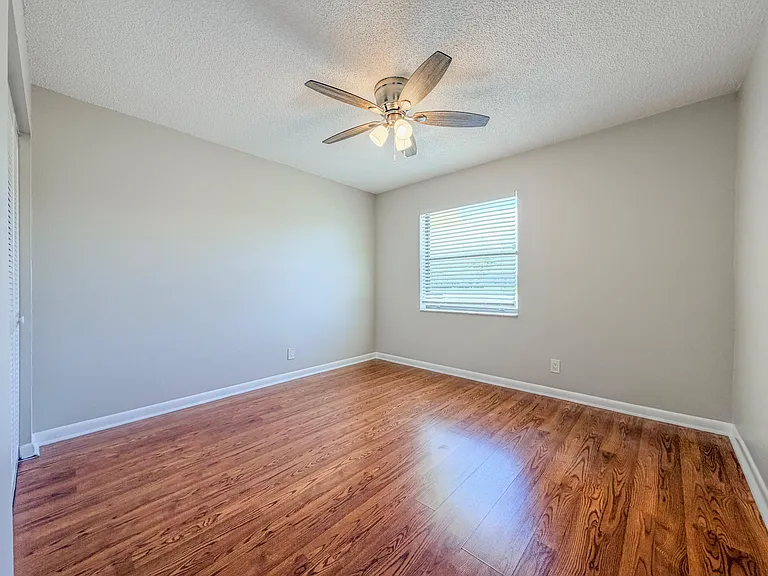 3148 N Dixie Hwy — Photo 7
