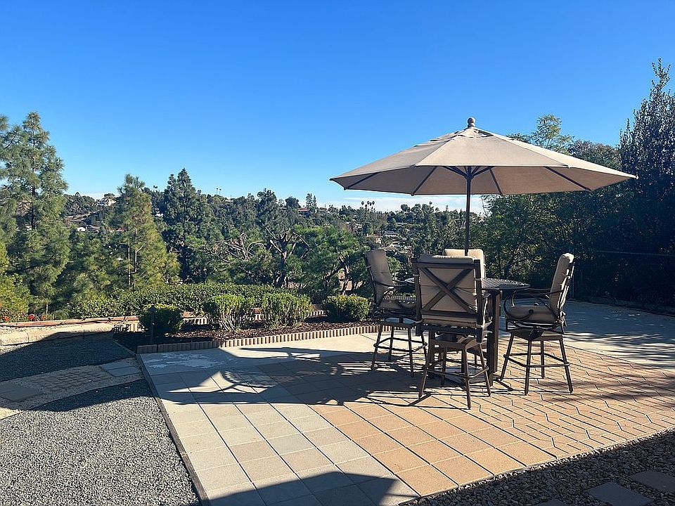 2nd image of 120 Melville Dr