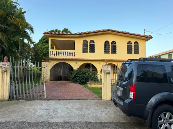 7C Venus, Dorado, PR 00646